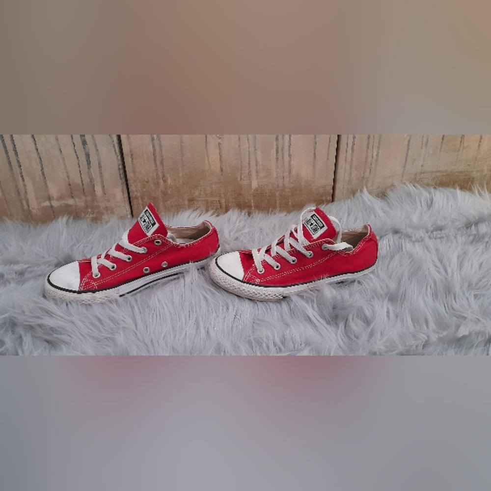 Kids red Converse - Picture 3 of 6